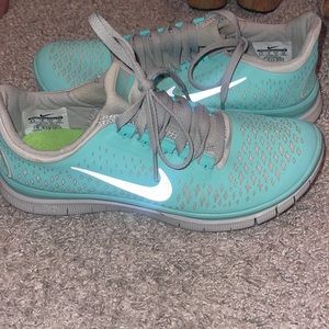 Nike Free tennis shoes. Only worn a few times.